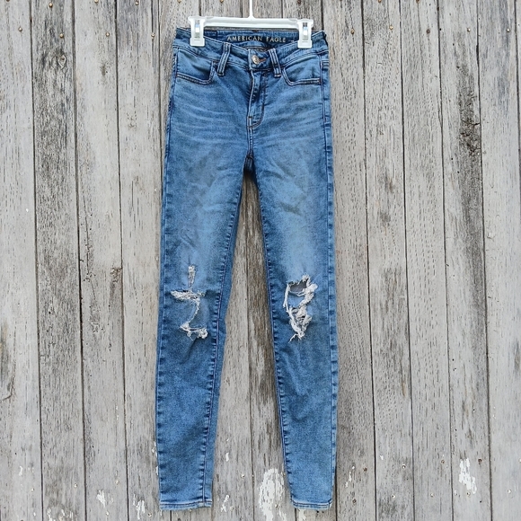 American Eagle Outfitters Denim - American Eagle Next Level Stretch Hi-Rise Jegging size 00 Distressed